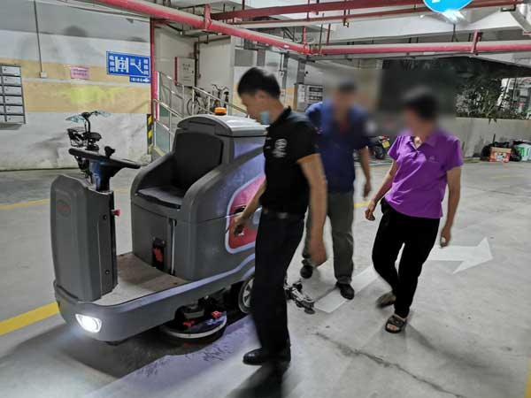 洗地機有哪些注意事項