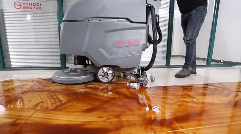 突破傳統(tǒng)，油污清潔|洗吸一體機，讓您清潔更愜意